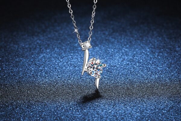 S925 Sterling Silver Necklace Moissanite Clavicle Chain - Image 4